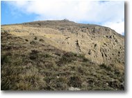 Fotografie Busalla&Ronco Scrivia - Panorami - Gli aridi pendii del M. Alpe di Porale